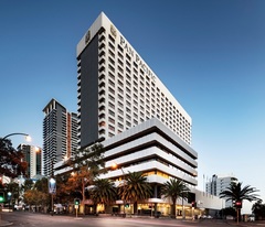 Pan Pacific Perth | Sightseeing Pass Australia Stay at the Pan Pacific Perth and enjoy this all inclusive package deal including popular tours like Rottnest Island and the Pinnacles Desert. Book online today with Sightseeing Pass Australia.