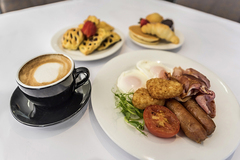 Breakfast is included in this 2 night package deal staying at the Comfort Inn & Suites Goodearth Hotel Perth.  Book online with Sightseeing Pass Australia for this deal today!