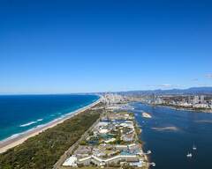 Sea World Helicopters Gold Coast Queensland The Sea World & Broadwater Scenic Helicopter Flight. Book your scenic flight early to avoid the crowds. Visit Sightseeing Pass Australia for times and prices.