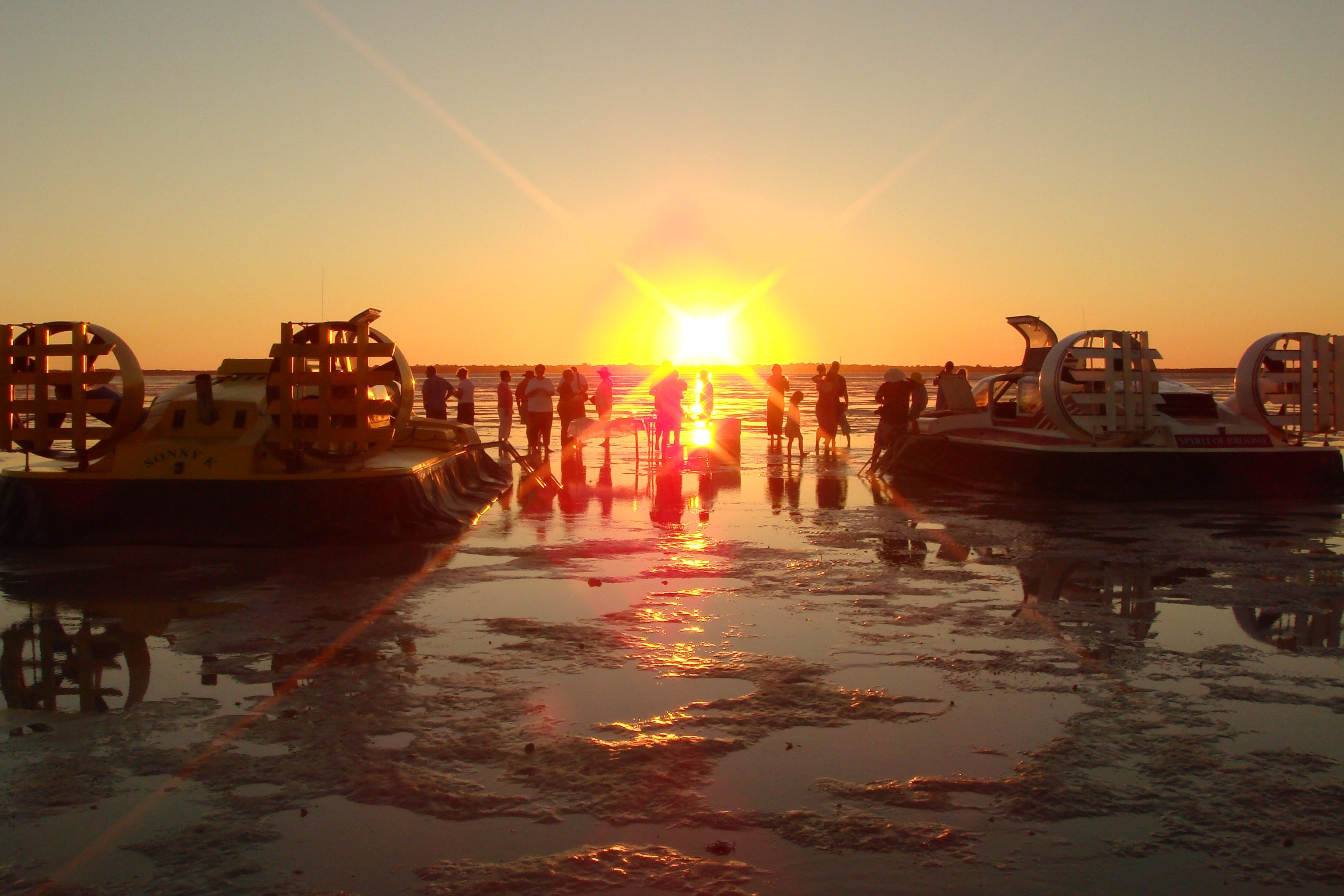 Broome Sunset Hovercraft Tour